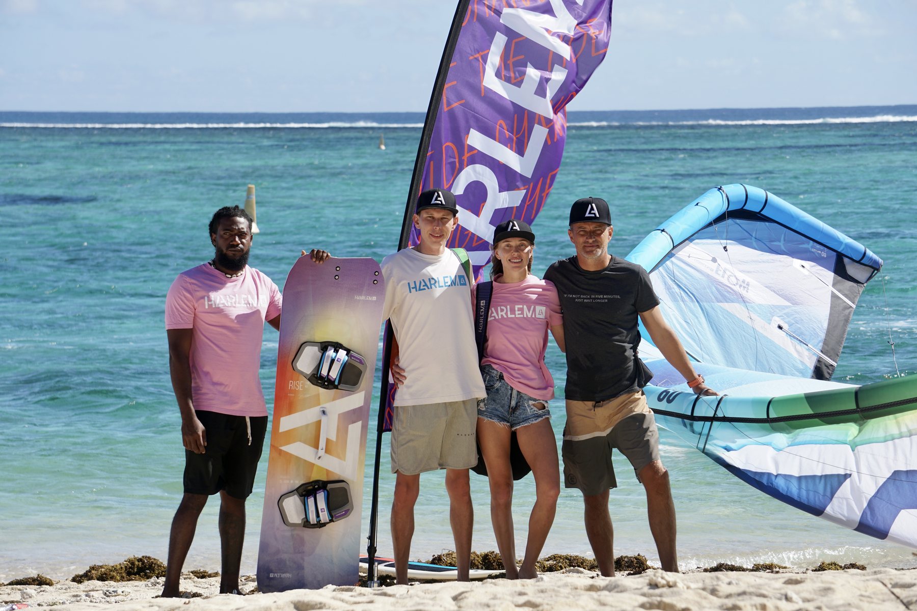 Kitebelles students and instructors on Le Morne beach