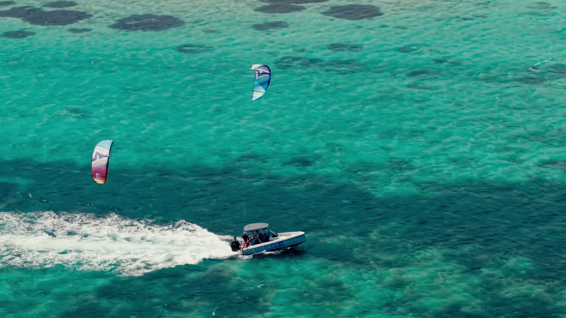 Guided Kite Tour Session in Le Morne Lagoon
